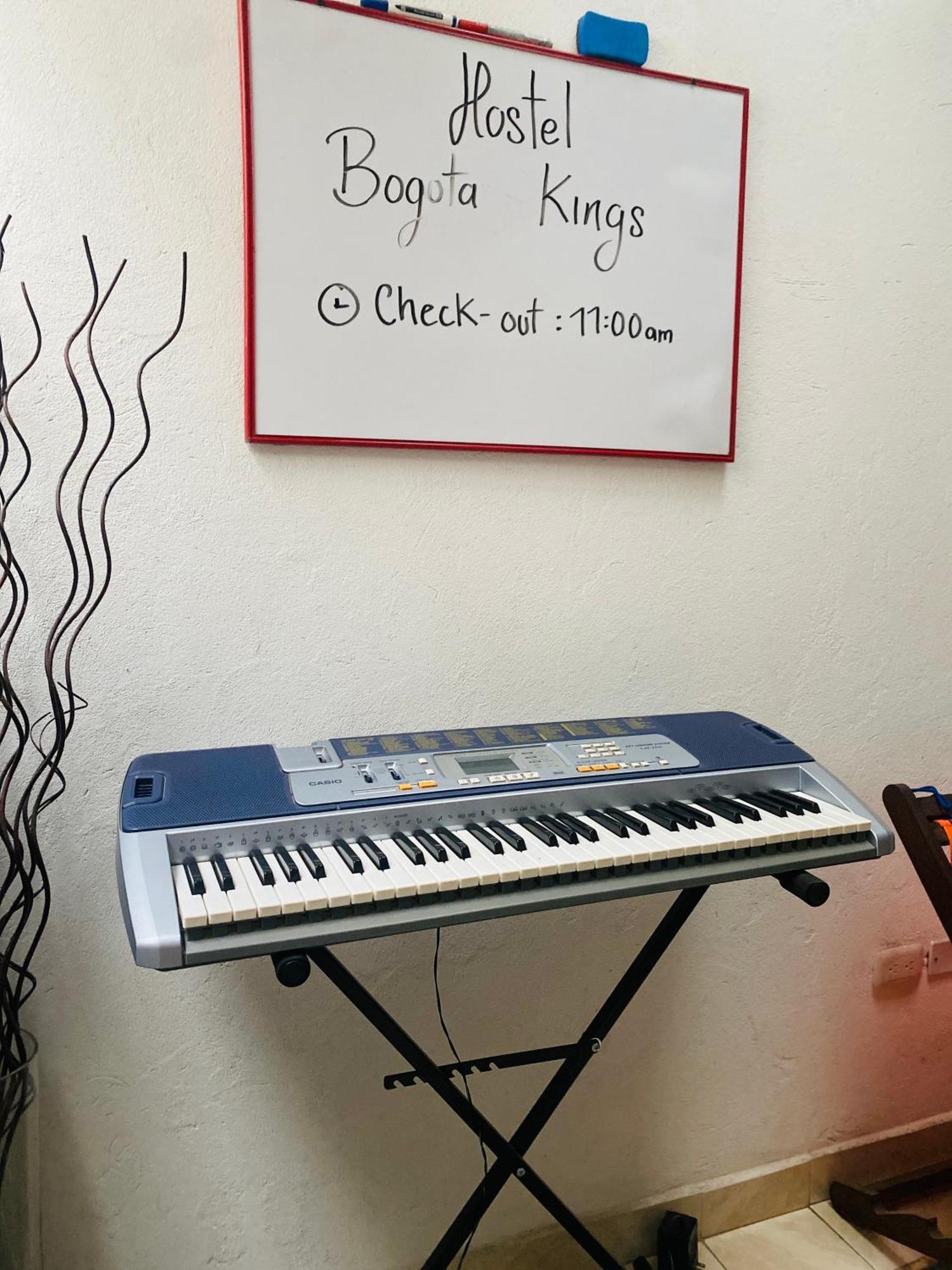 Hostel Bogota Kings Екстер'єр фото